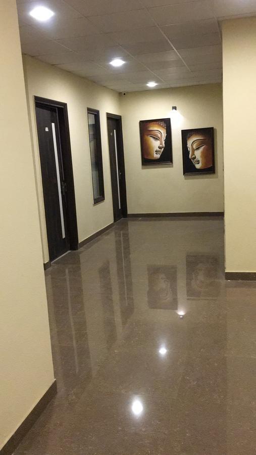 De Agya Paradise Hotel Ludhiana Luaran gambar